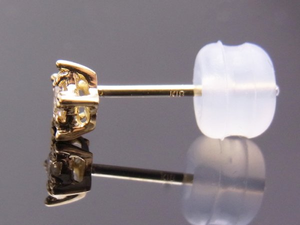 画像2: 18Kイエローゴールド ダイヤモンド0.04ct  スター スタッドピアス※1個販売となります (2)