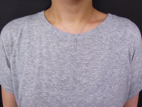画像2: VJ  18K ホワイトゴールド ダイヤモンド マットクロス ペンダント ネックレス 18金 (2)