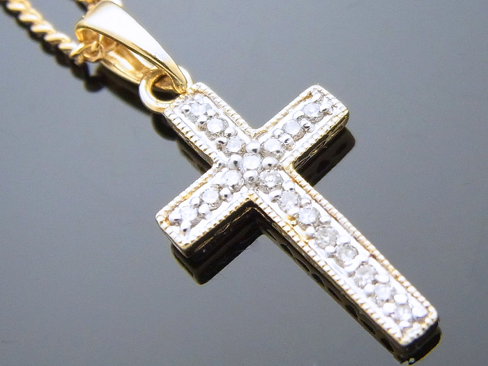 AQUAMASTERコレクション 14Kイエローゴールド　ダイヤモンド0．10ｃｔ ペンダント18金 ネックレスペンダントチェーンセット　18金 ネックレス※チェーン長さ40cm.45cm.50cmからお選び頂けます